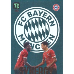 Alphonso Davies / Jamal Musiala Synergy Bayern München 233