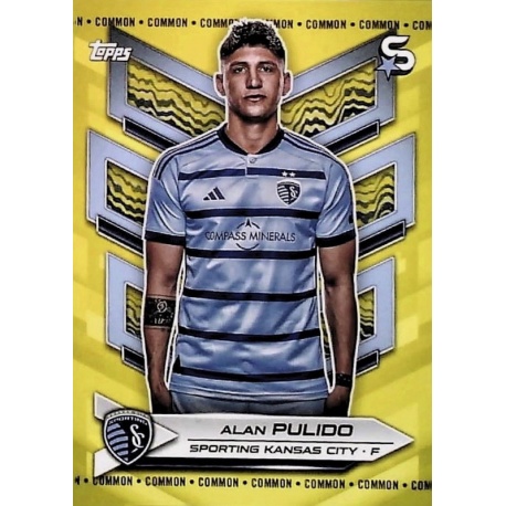 Alan Pulido Yellow Common Sporting Kansas City 132