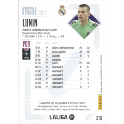 Colecciona Lunin Real Madrid Megacracks 2026-27 Panini card