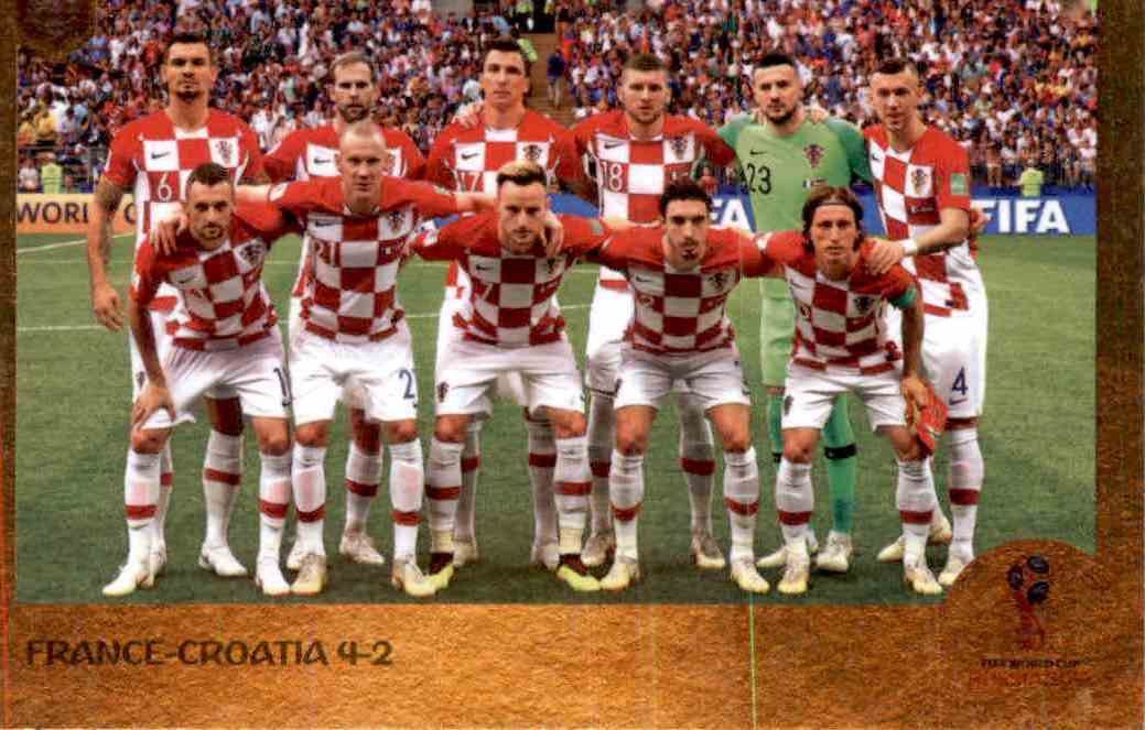 Panini FIFA365 2019 Sticker 422 a/b Final rewarding Croatia 